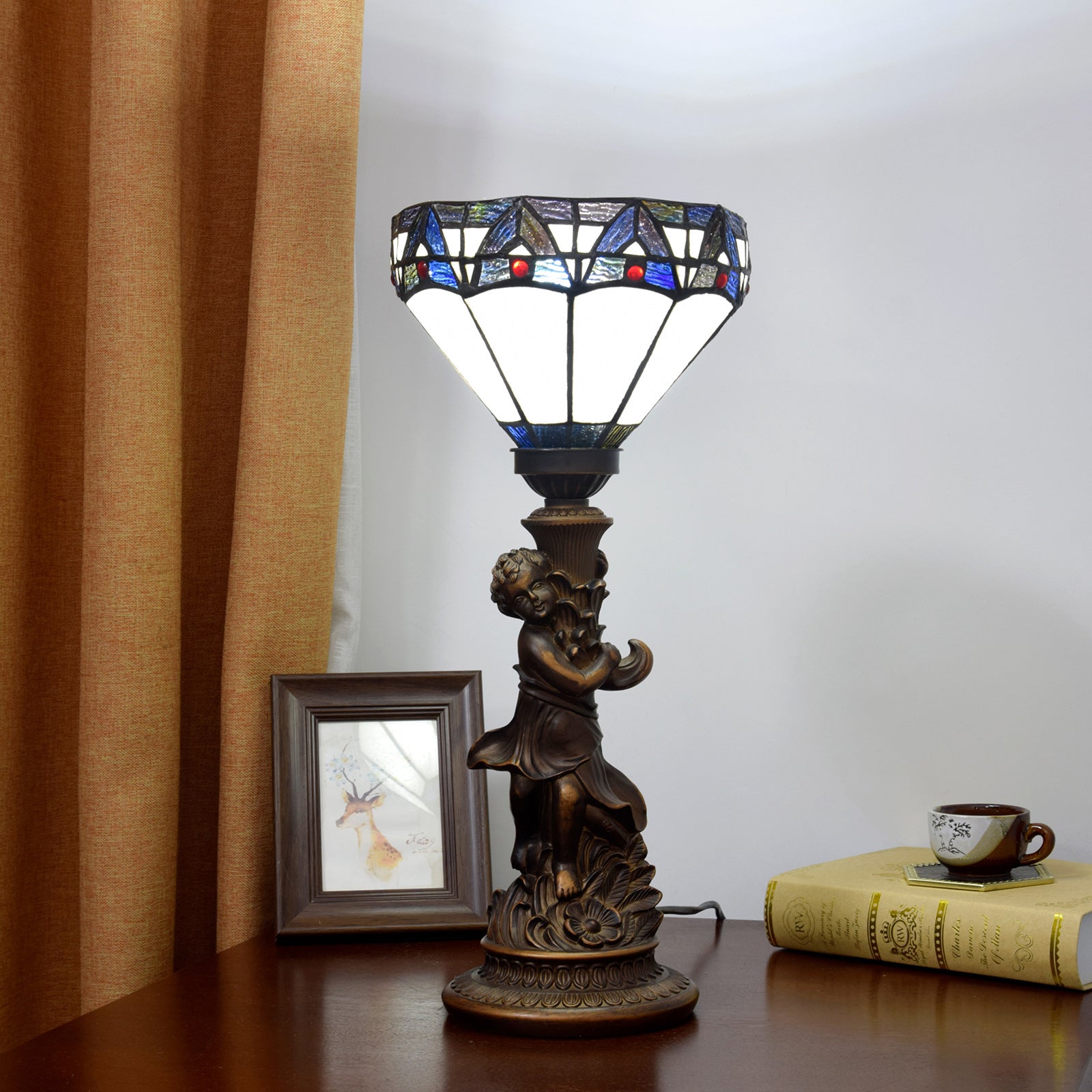 Traditional Vintage Resin Glass Diamond Boy 1-Light Table Lamp For Living Room