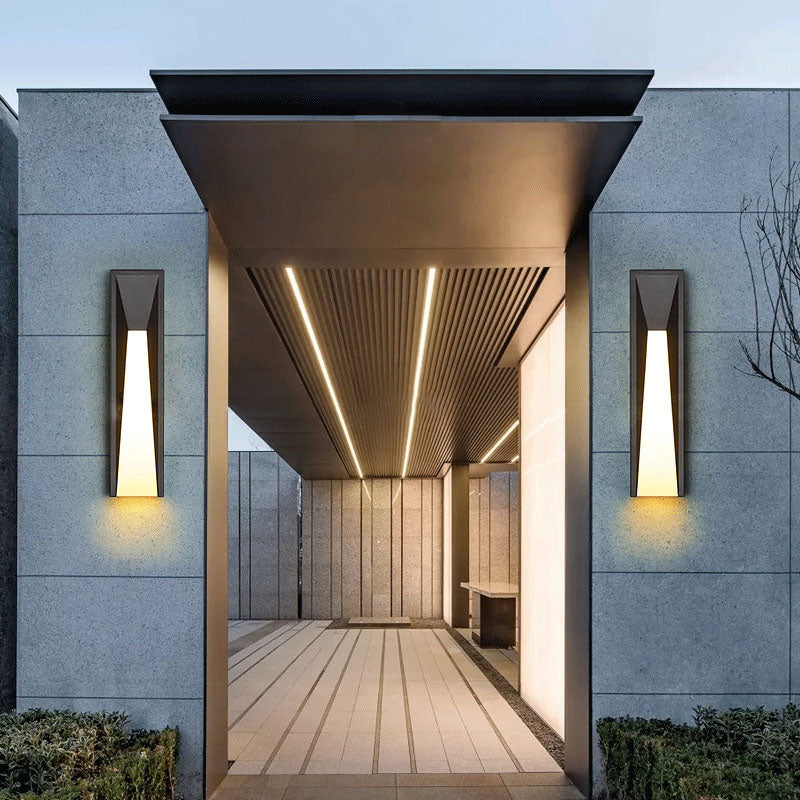 Contemporary Industrial Waterproof Stainless Steel Cuboid Acrylic Shade LED Wall Sconce Lamp For Outdoor Patio