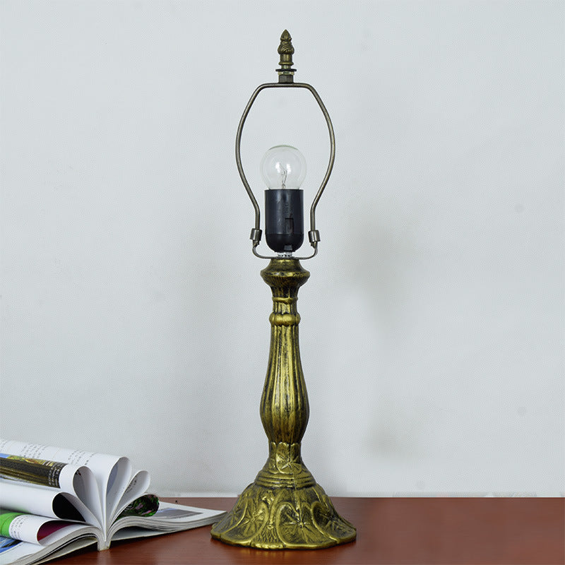 Traditional Tiffany Stained Glass Rose Shade Aluminum Alloy Base 1-Light Table Lamp For Study