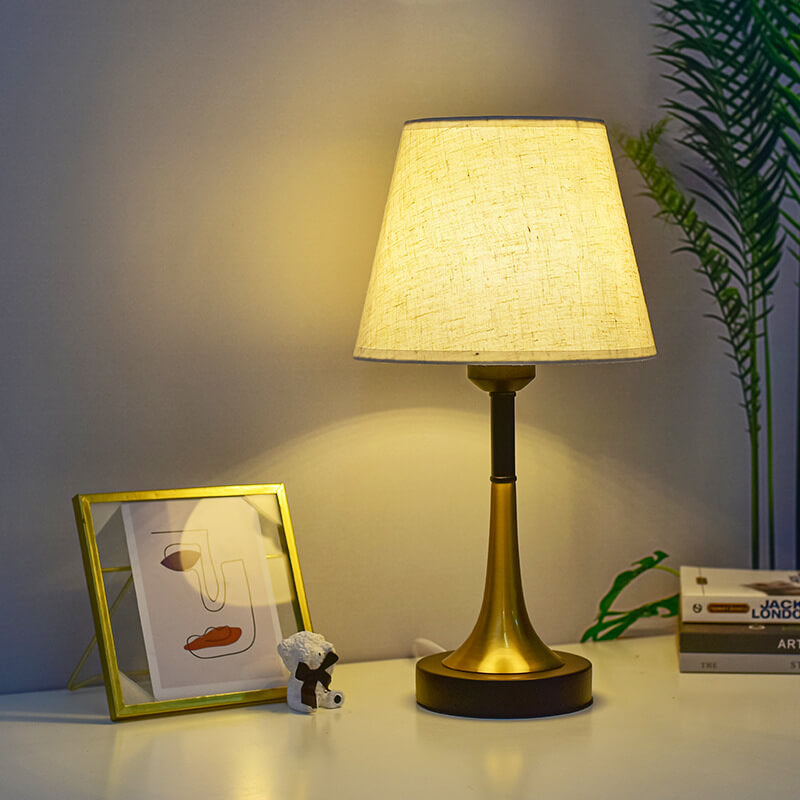 European Retro Metal Fabric USB Remote Control LED Table Lamp