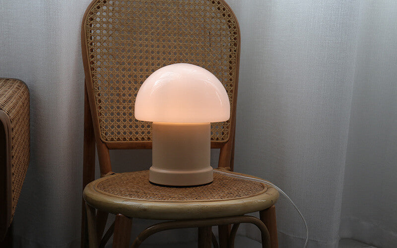 Vintage Ins Cream Mushroom Column 1-Light Table Lamp