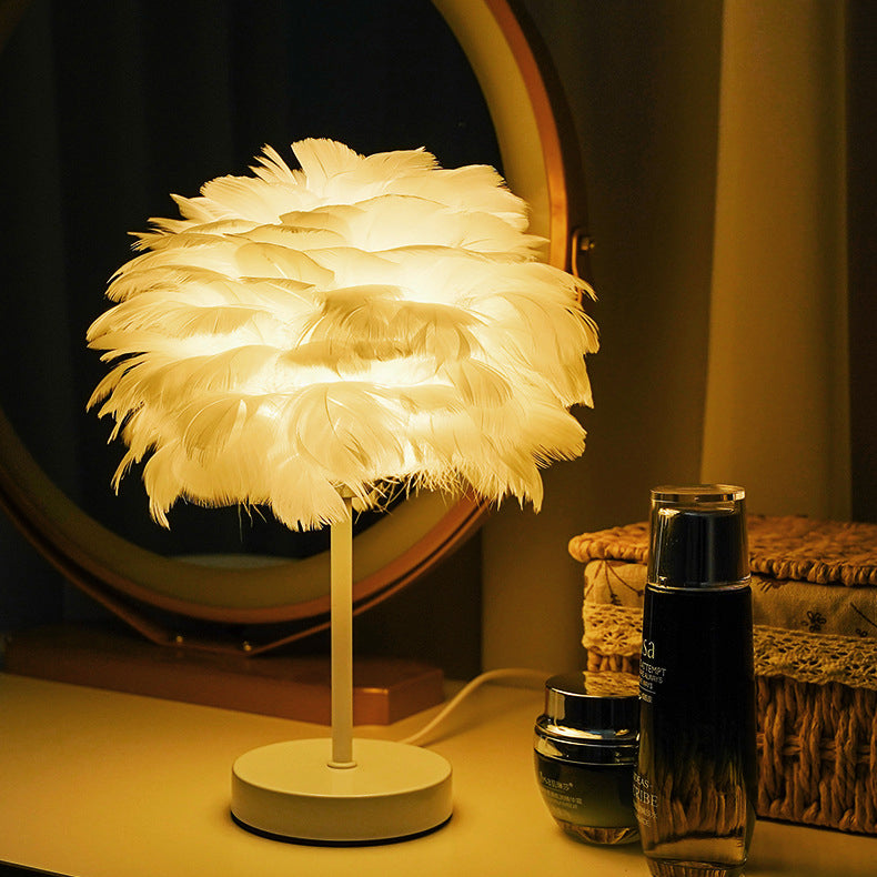 Contemporary Creative Iron Feather USB LED Table Lamp For Bedroom