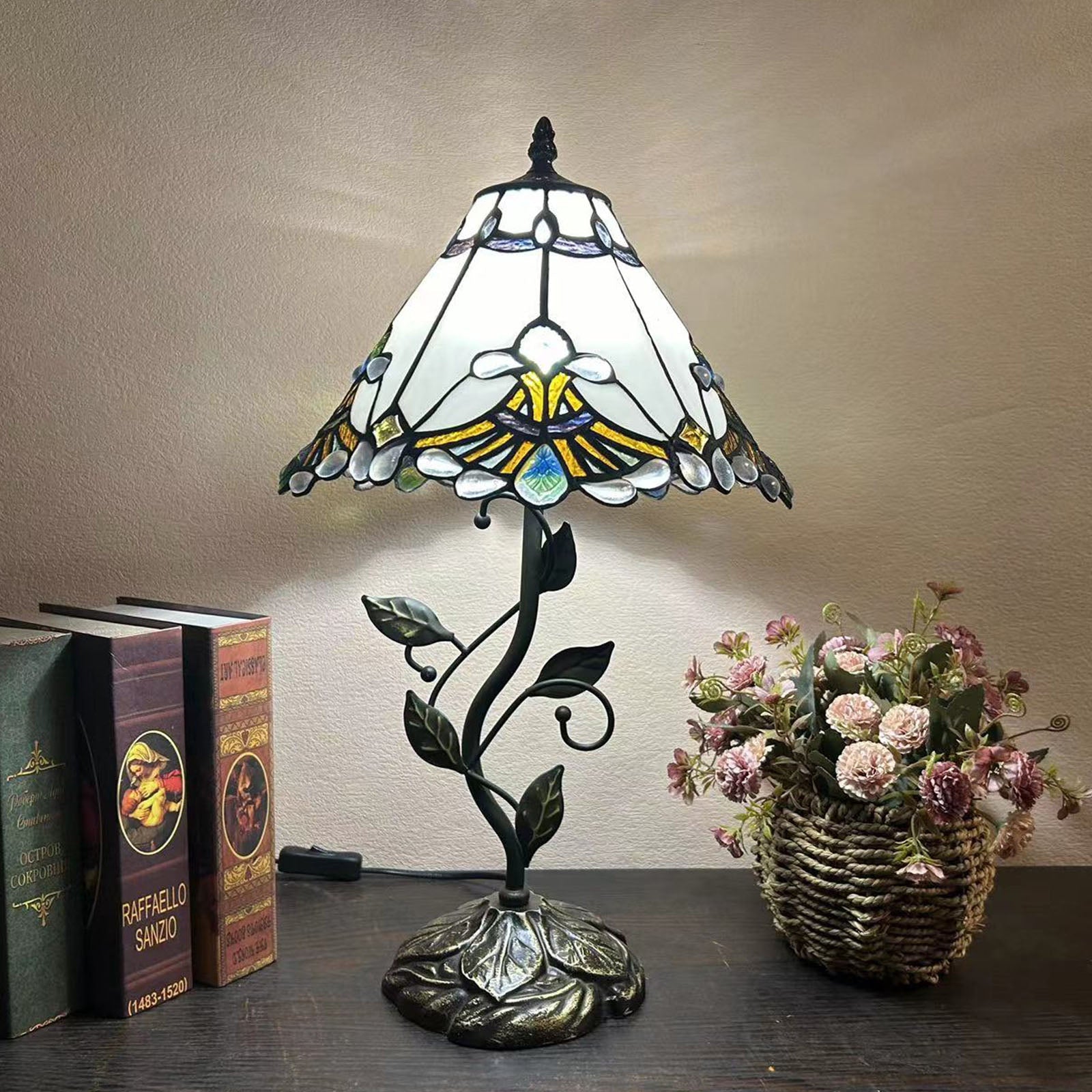 Traditional Tiffany Resin Glass Dome Conic Flower Leaf 1-Light Table Lamp For Bedside
