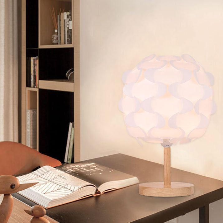 Modern Acrylic Nordic Creative 1-Light Decorative Table Lamp