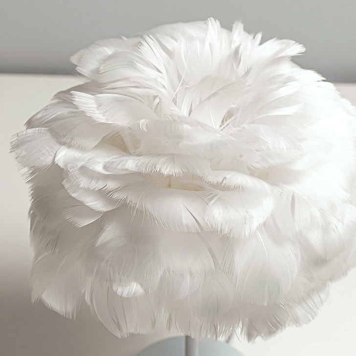 Contemporary Creative Iron Feather USB LED Table Lamp For Bedroom