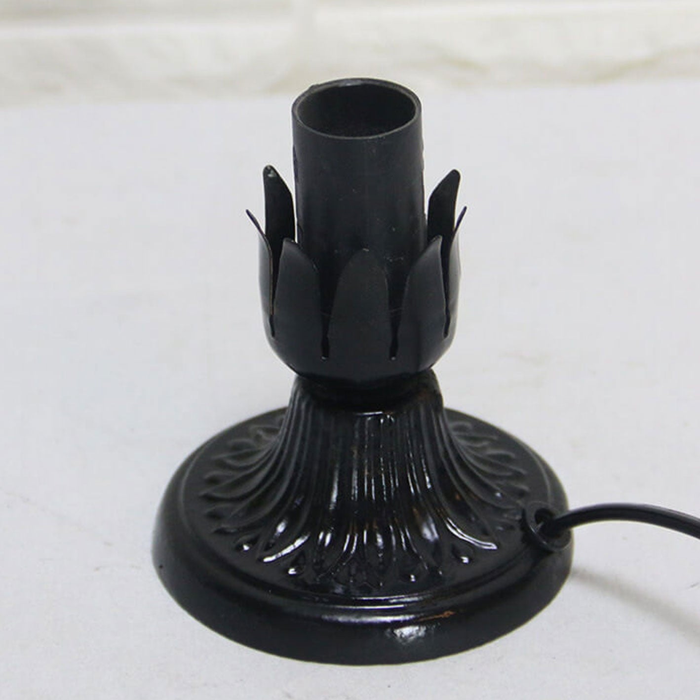 Retro Tiffany Creative Flower Design 1-Light Table Lamp