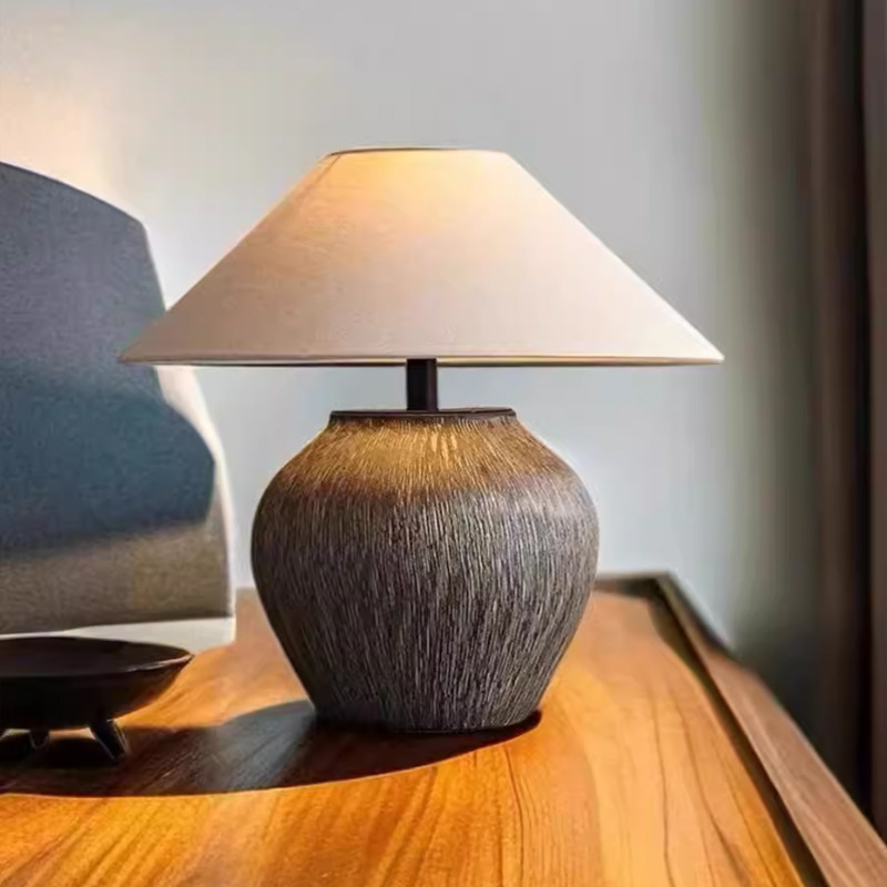 Traditional Japanese Drum Iron Ceramic Fabric 1-Light Table Lamp For Living Room