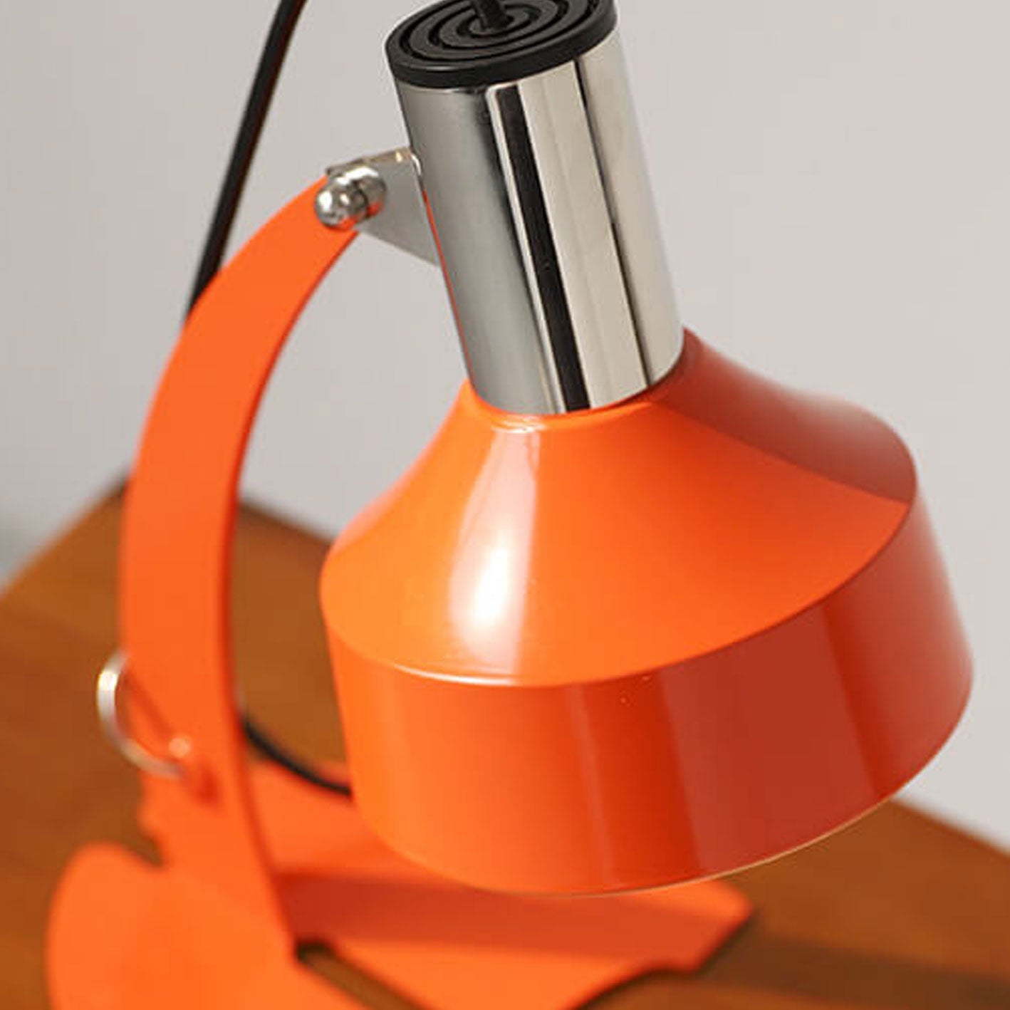 Vintage Orange Iron Dome Shade Fishtail Base  1-Light Table Lamp