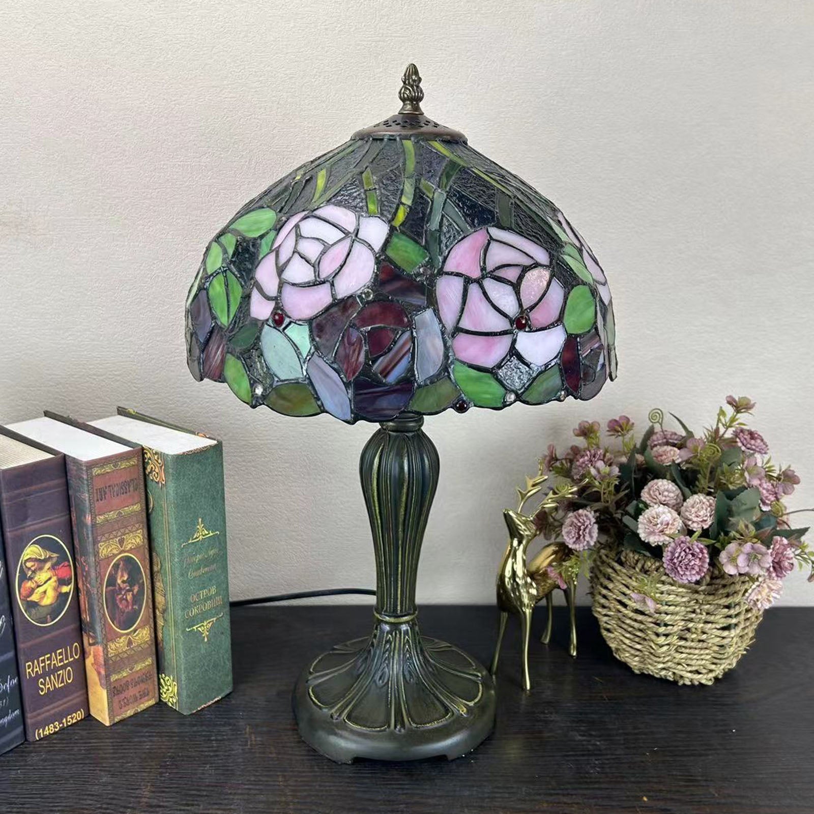 Traditional Tiffany Metal Glass Dome Grape Flower Dragonfly Butterfly 1-Light Table Lamp For Bedside