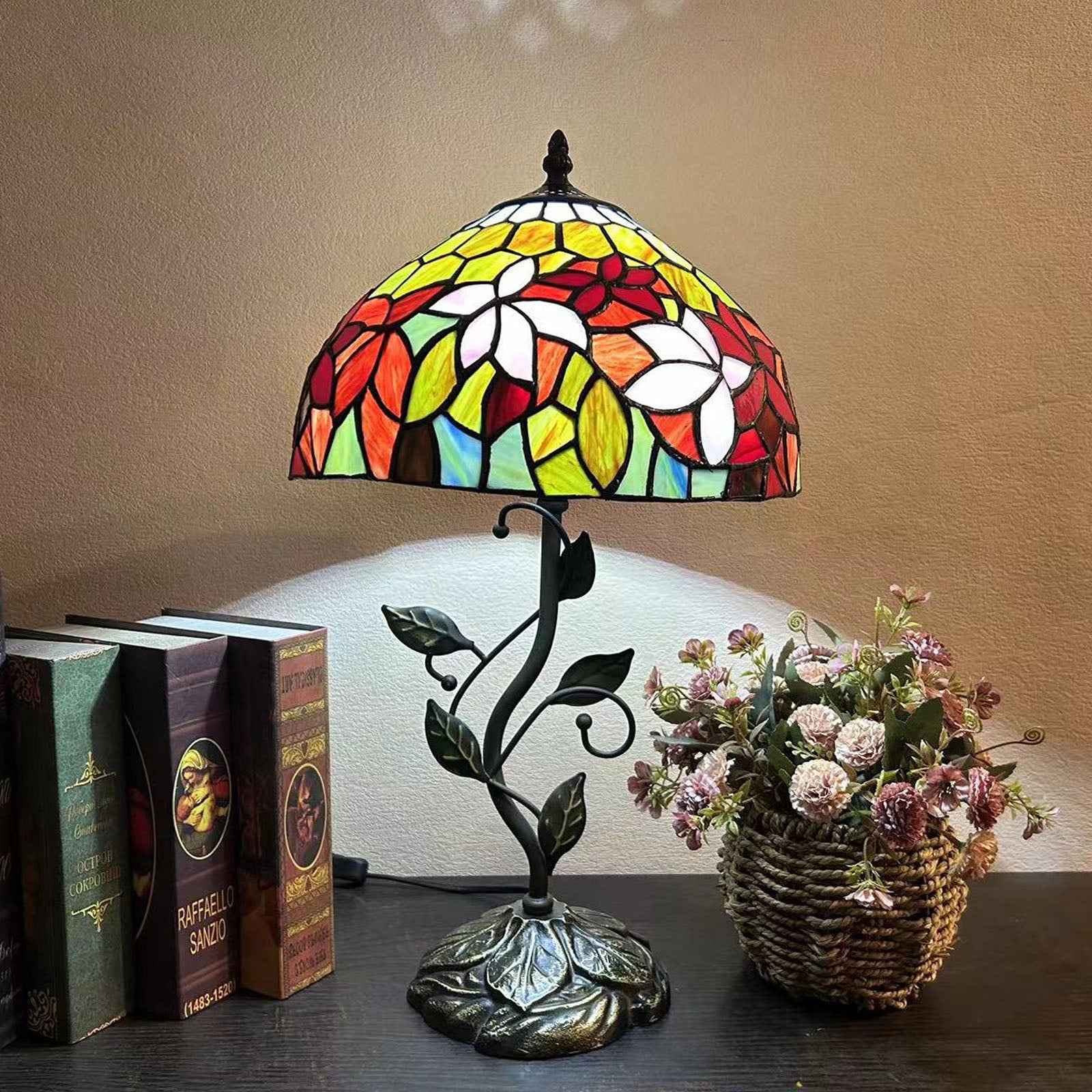 Traditional Tiffany Resin Glass Dome Conic Flower Leaf 1-Light Table Lamp For Bedside