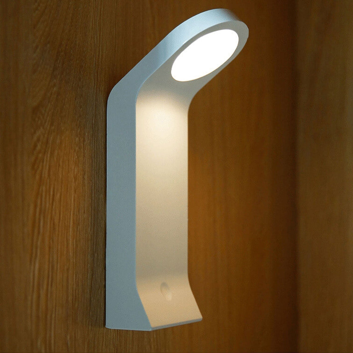 Creative Curved Shape Induction USB Charging Desk Lamp