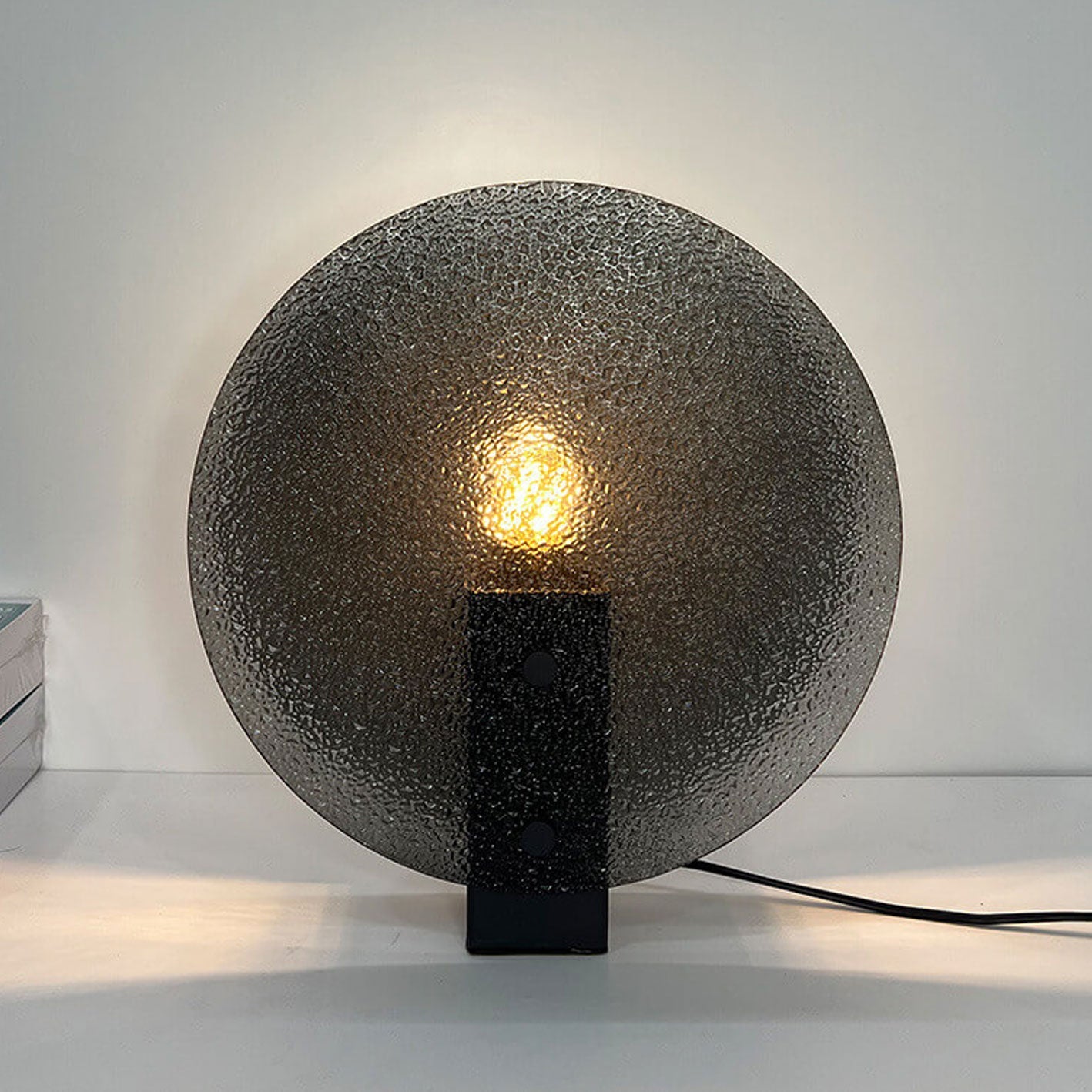 Modern Light Luxury Round Frosted Glass 1-Light Table Lamp