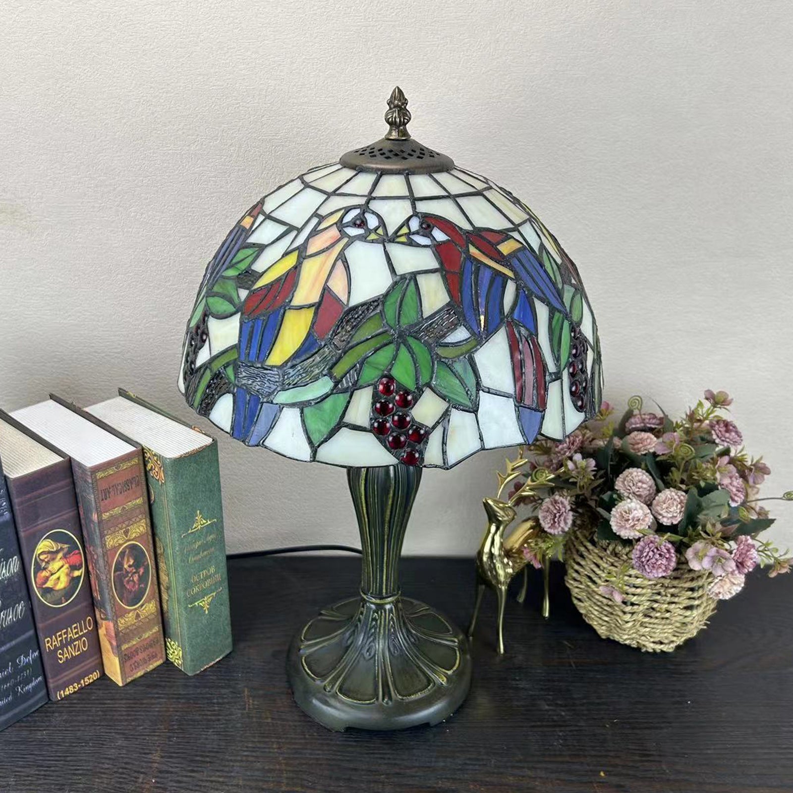 Traditional Tiffany Round Dome Flower Alloy Stained Glass 1-Light Table Lamp For Living Room