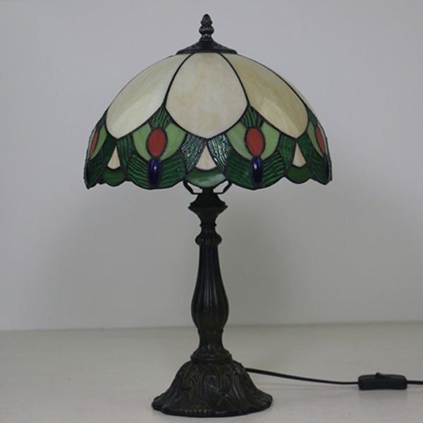 Traditional Tiffany Glass & Zinc Alloy Leaf Dome 1-Light Table Lamp For Bedroom & Living Room