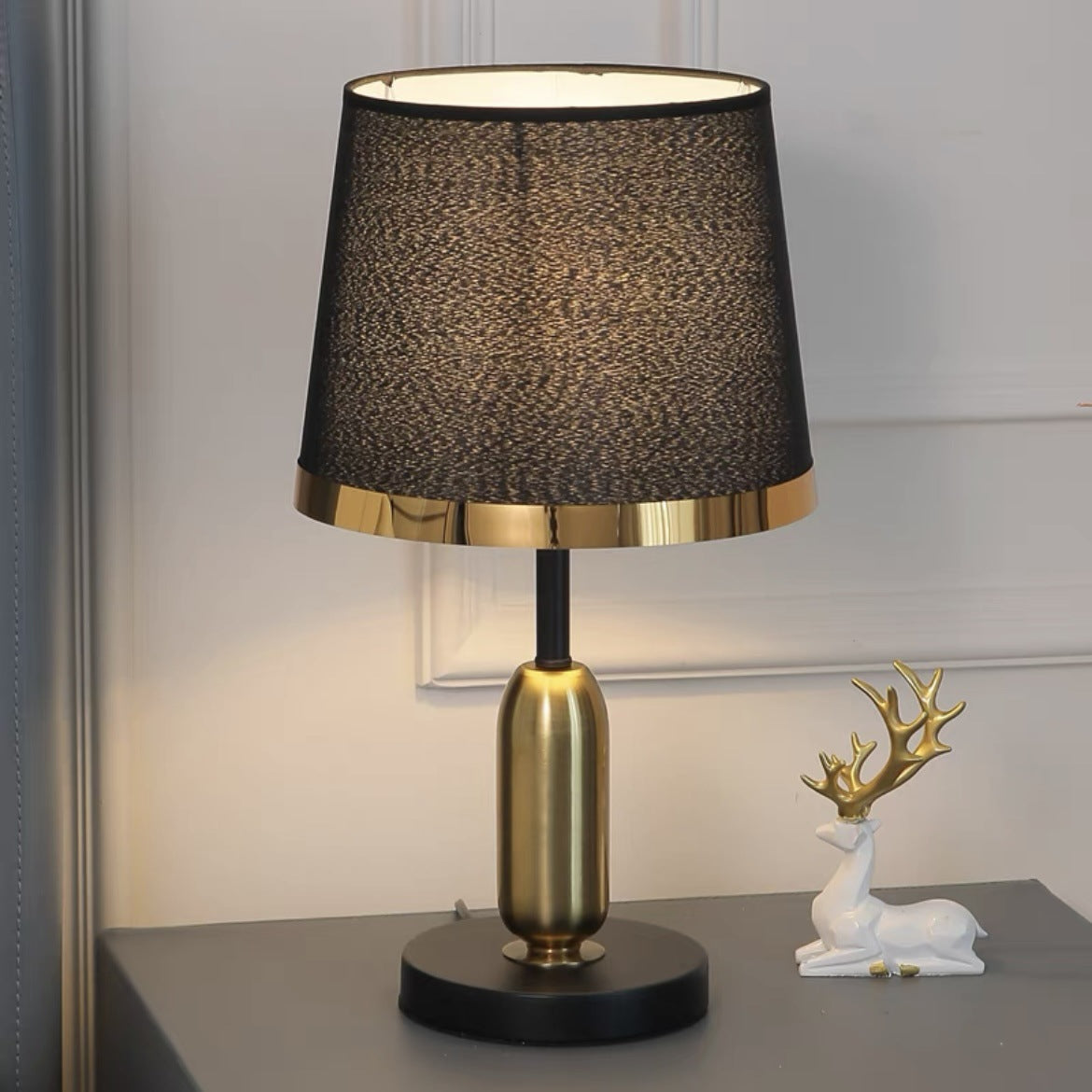 Traditional Vintage Dome Round Base Iron Fabric 1-Light Table Lamp For Bedroom