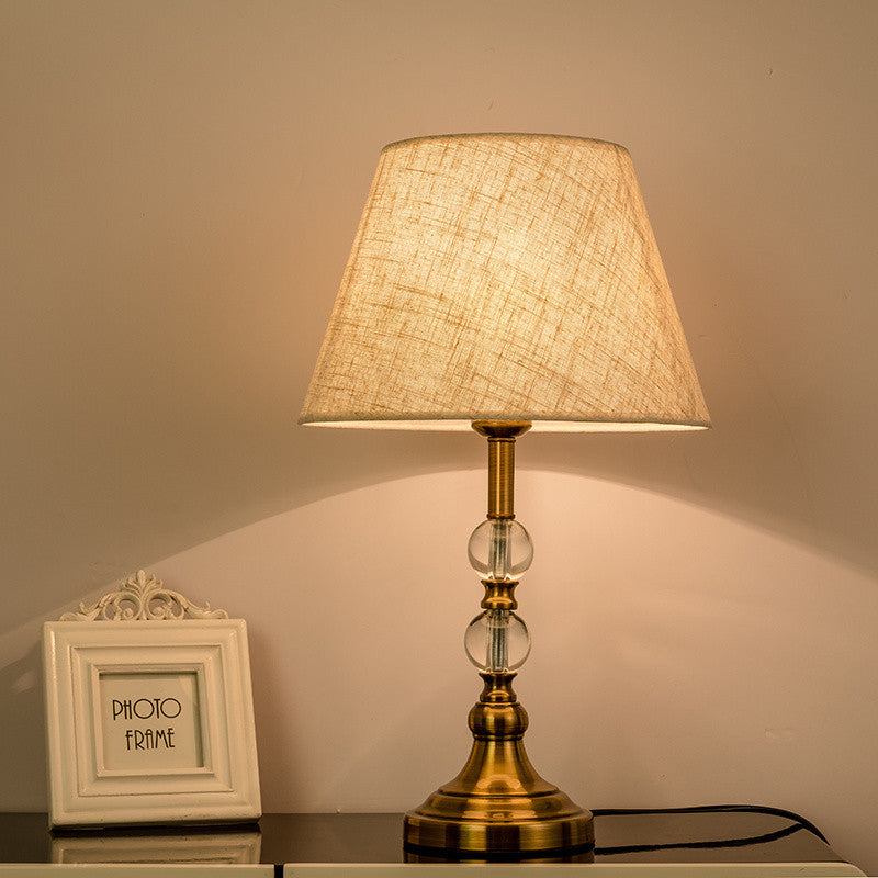 Traditional Vintage Drum Shape Crystal Ball Imitation Copper Fabric 1-Light Table Lamp For Living Room