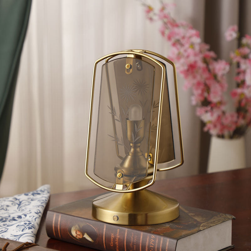 Traditional Vintage Rectangular Oval Disc Base Iron Acrylic 1-Light Table Lamp For Bedroom