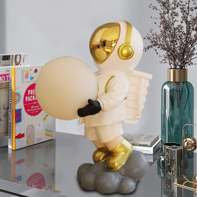 Contemporary Creative Astronaut PC Resin LED Table Lamp For Bedroom