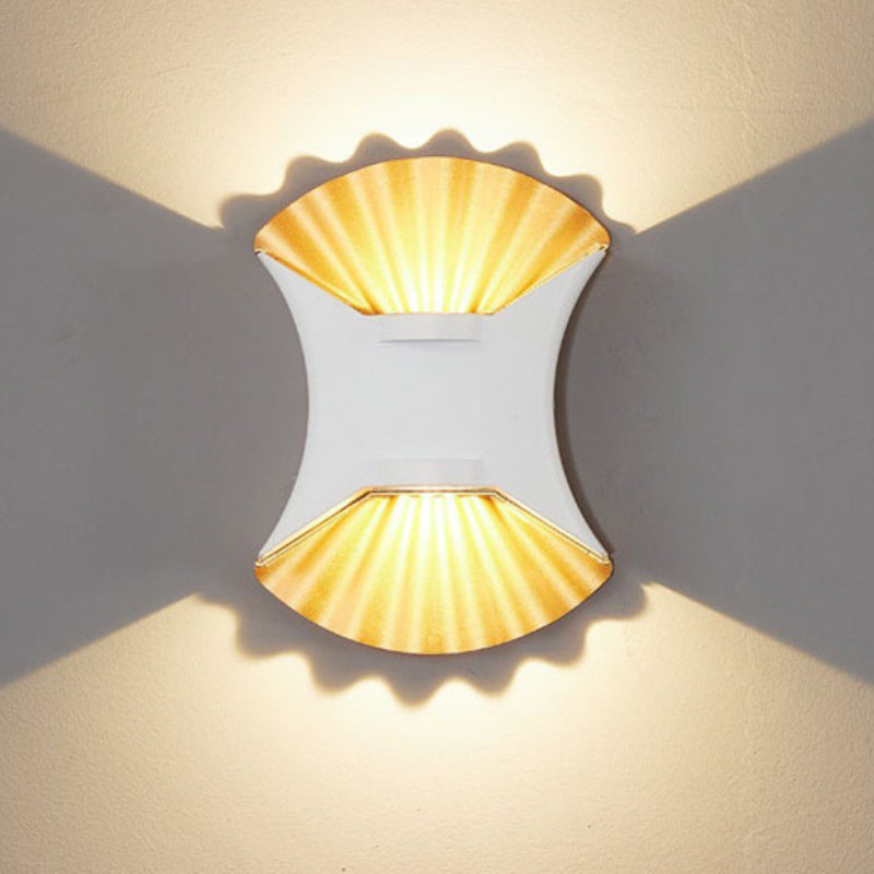 Contemporary Creative Waterproof Conch Aluminum Glass Outdoor LED Wall Sconce Lamp For Outdoor Patio