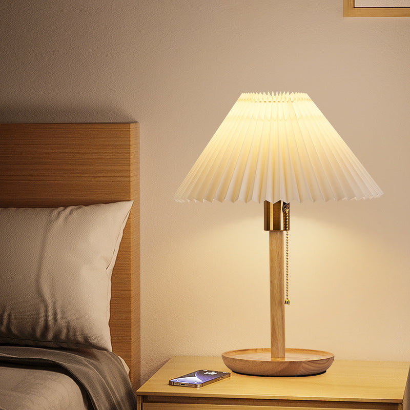 Traditional Vintage Scalloped Pleated Round PVC Solid Wood 1-Light Table Lamp For Living Room