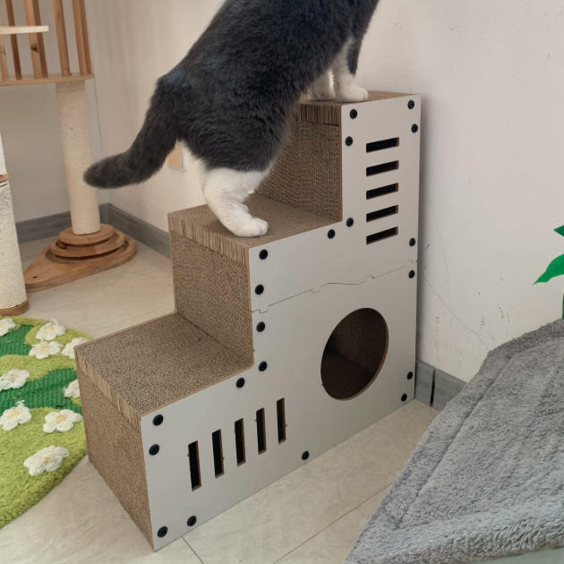 Stair Design Cat Bed & Scratching Board