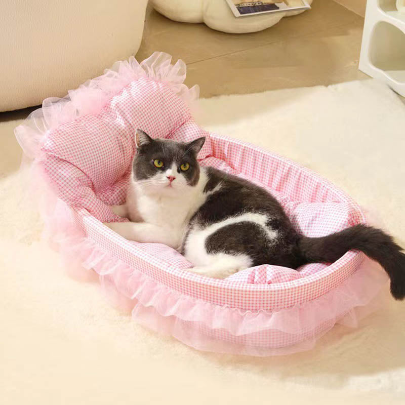 Oval Polyester Cat Bed