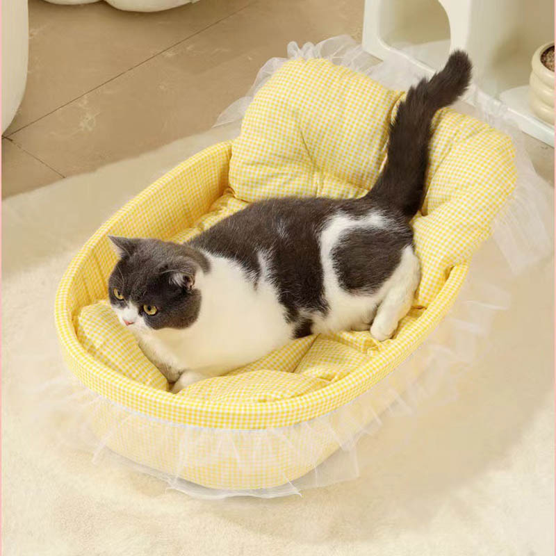 Oval Polyester Cat Bed