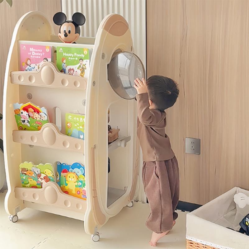 Rocket Kids Bookshelf